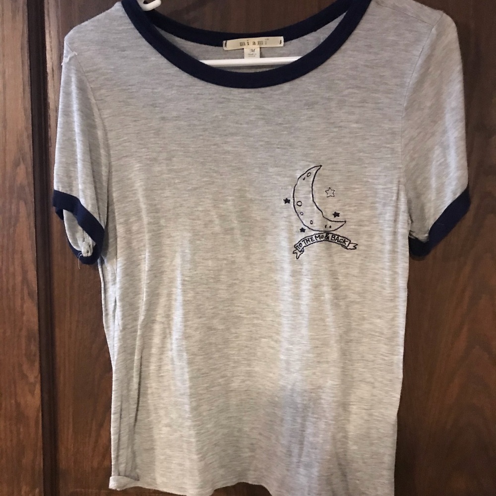 “To the moon& back” tee